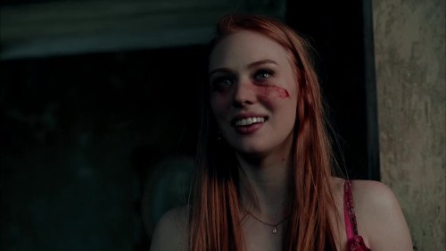 True.Blood.S03E01.UNSOLOCLIC.INFO1