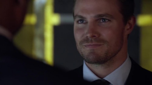 Arrow.S02E01.UNSOLOCLIC.INFO6