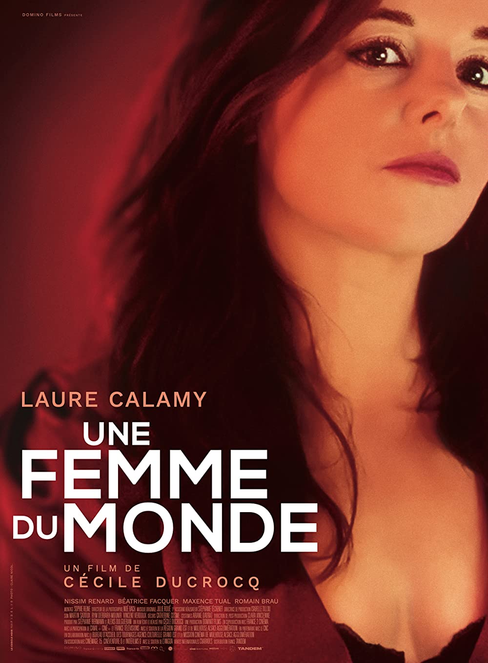 Une femme du monde (2021) WEB-DL 1080p HD